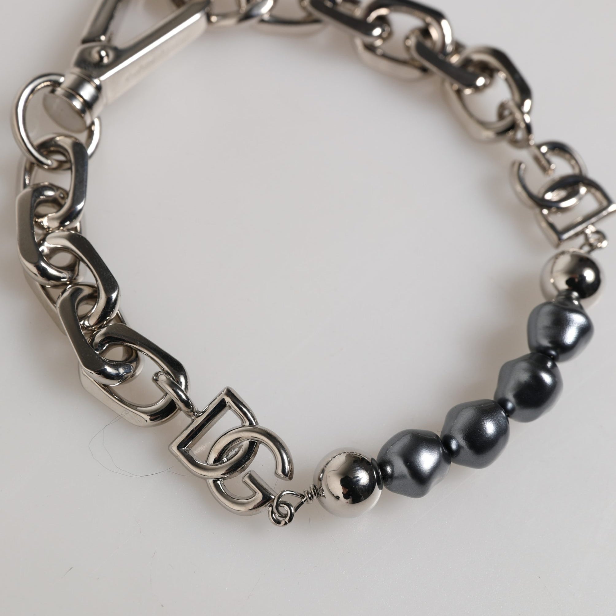 Dolce & Gabbana Silver Tone Chain Lobster Clasp Logo Gray Pearls Bracelet Dolce & Gabbana