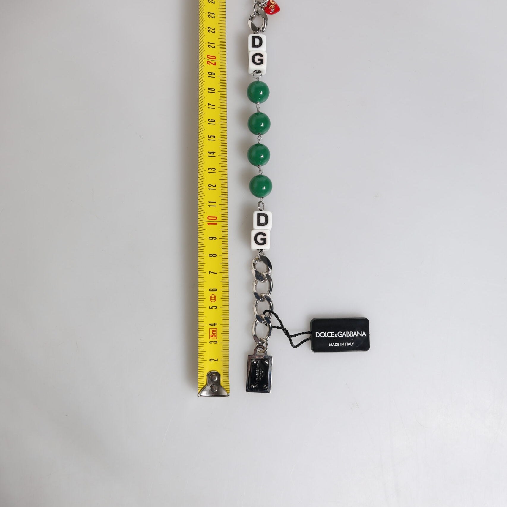6804273.jpg