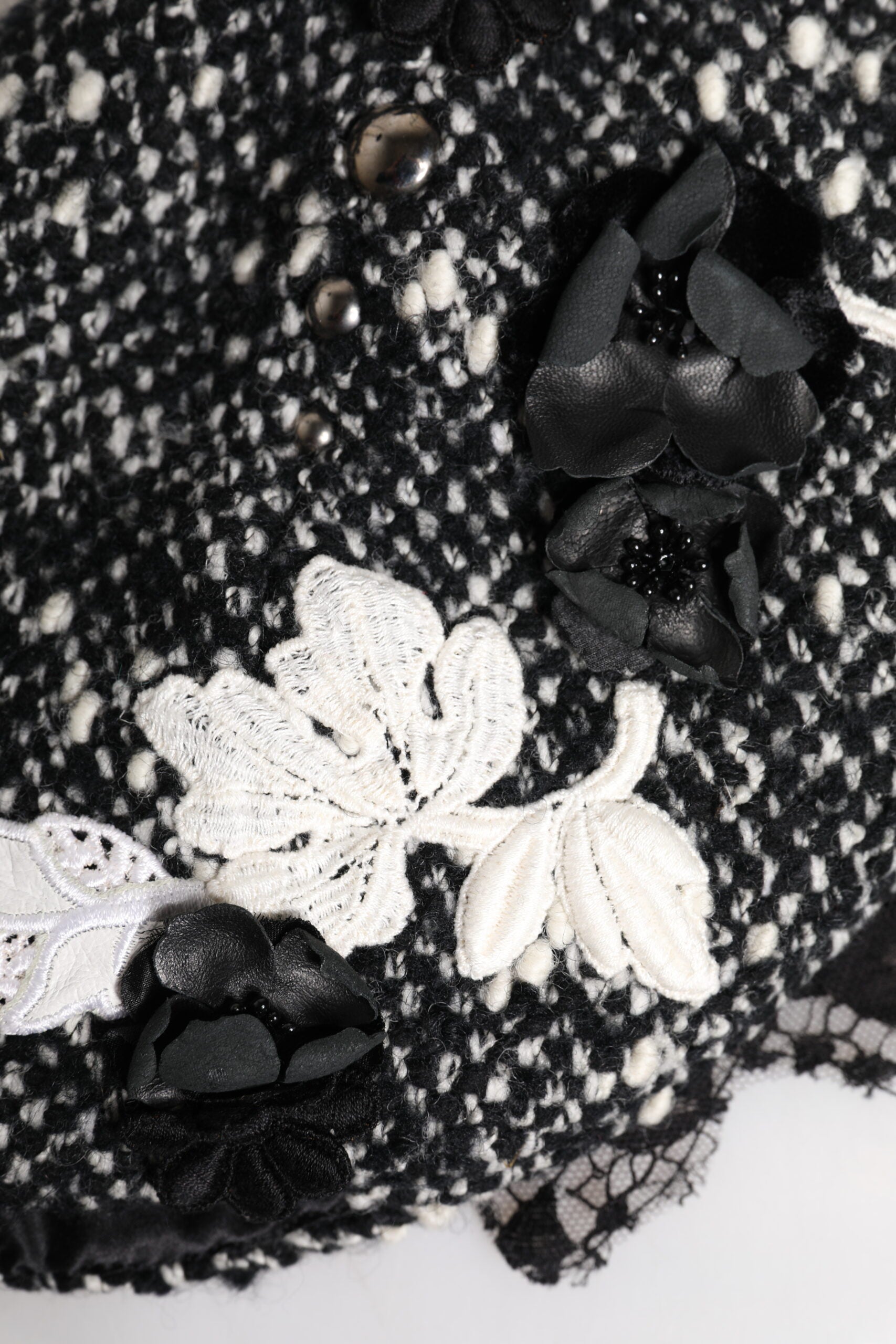 Dolce & Gabbana Black Wool White Floral Embellished Cloche Hat Dolce & Gabbana