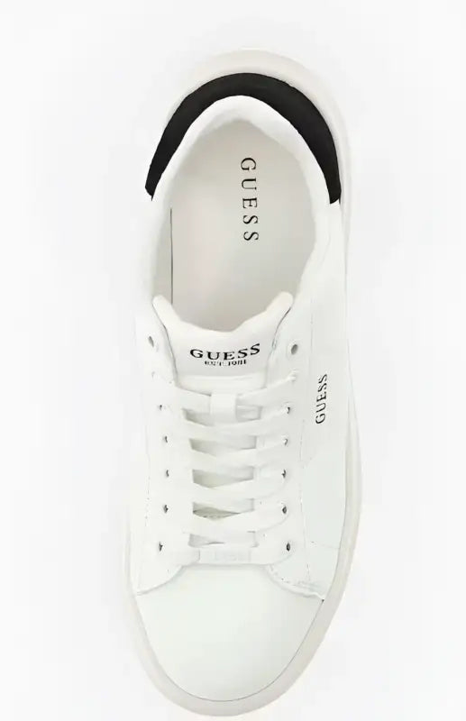 Sneaker Guess