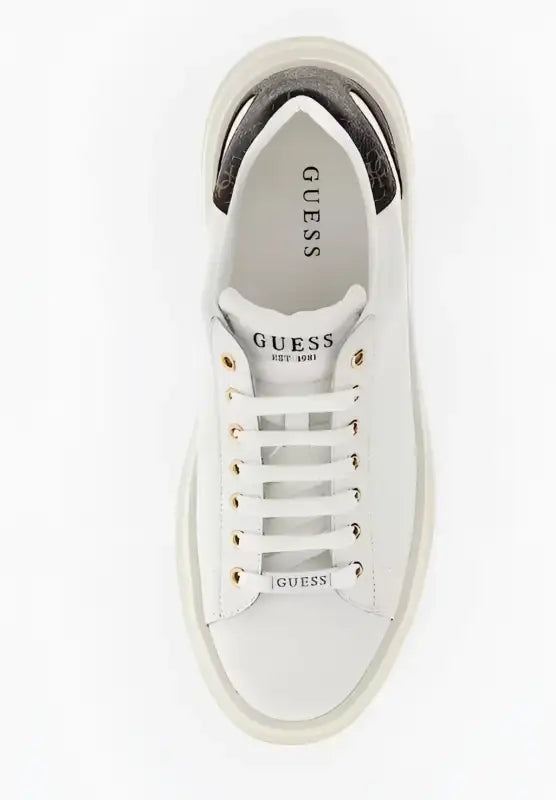 Sneaker Guess