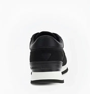Sneaker Guess