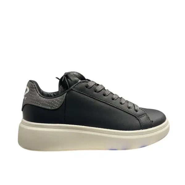 Sneakers Ynot? Nero 36