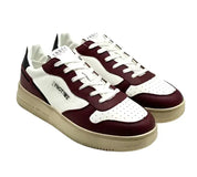 Sneakers Ynot?
