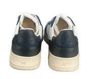 Sneakers Ynot?