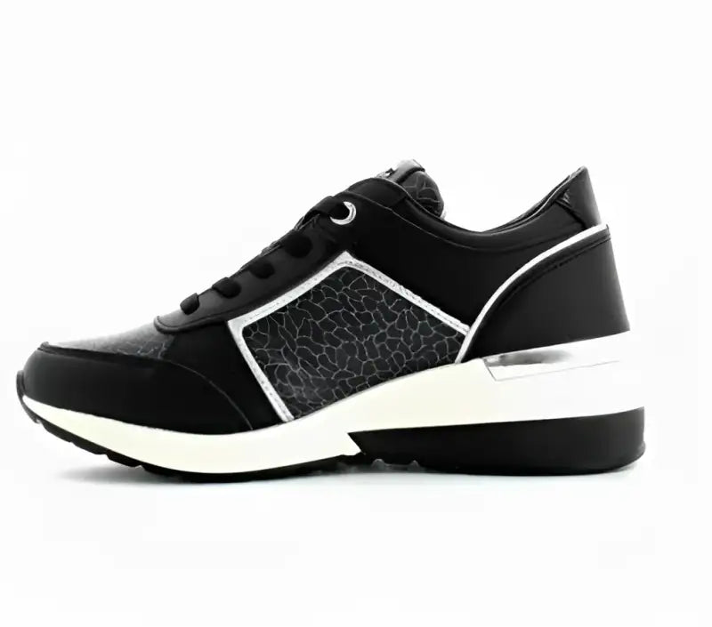 Sneakers Ynot?