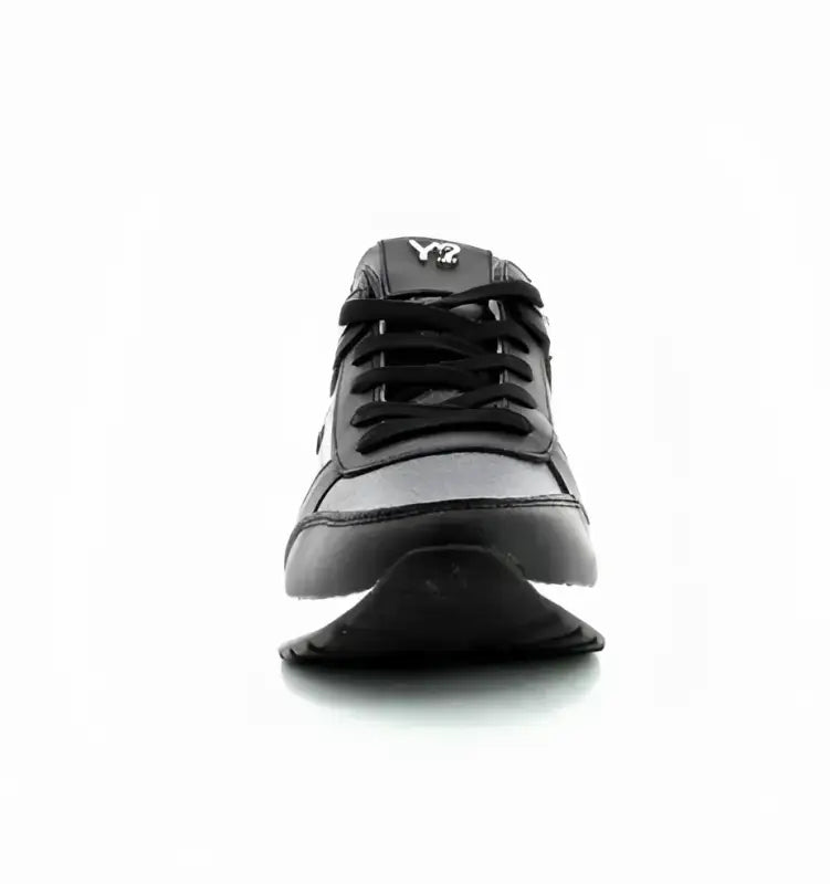 Sneakers Ynot?