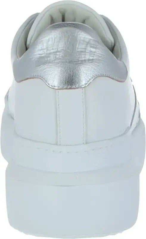 Sneaky Sneakers Donna